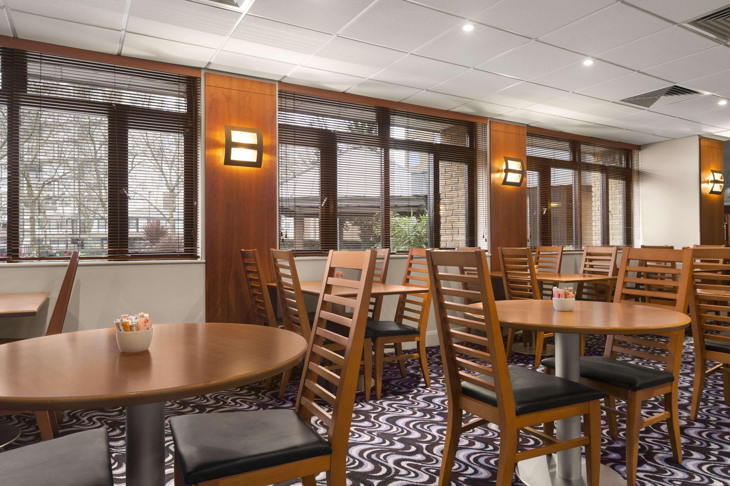 Waterloo Hub Hotel And Suites London Ngoại thất bức ảnh