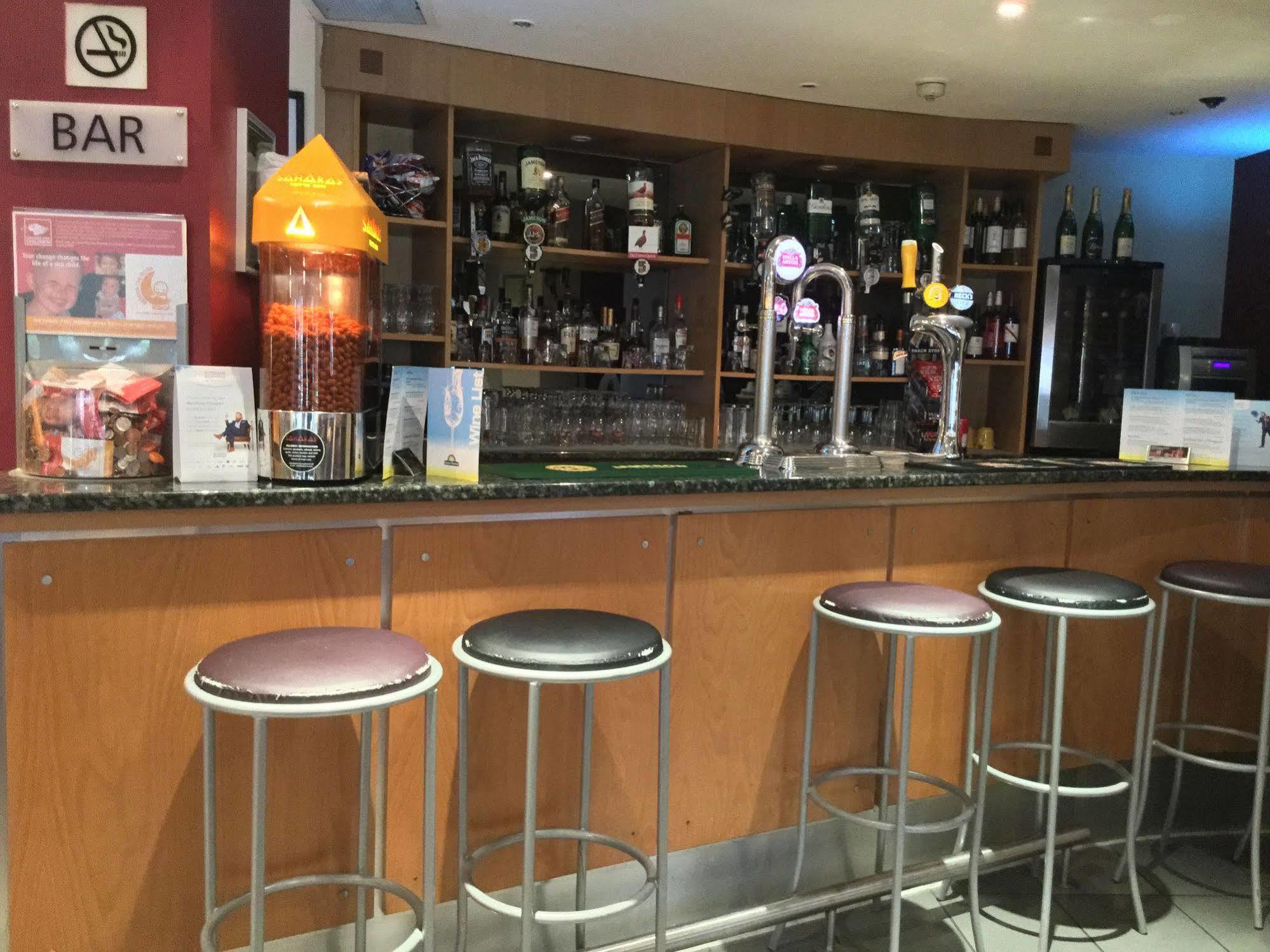 Waterloo Hub Hotel And Suites London Ngoại thất bức ảnh